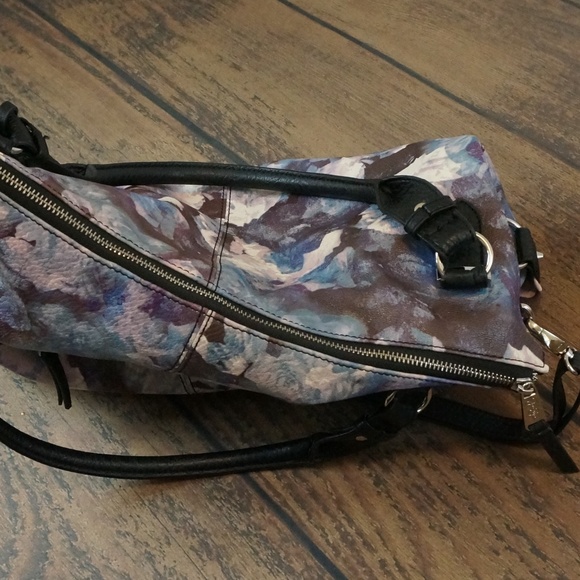  Host Pick Jessica Simpson Floral Shoulder Bag - Picture 4 of 8